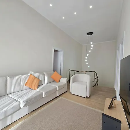 Apartment Floor *